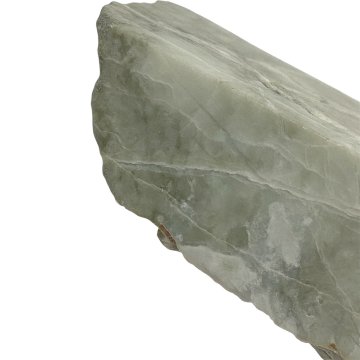 天然石 糸魚川翡翠 原石  (26100) ジェイダイト 国産鉱物　の画像