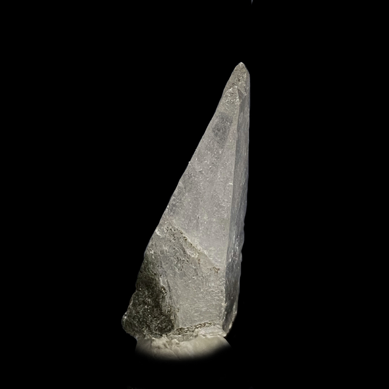 天然石  ガネーシュヒマール産  ヒマラヤ水晶 クラスター  クローライトINクォーツ（26121）の画像