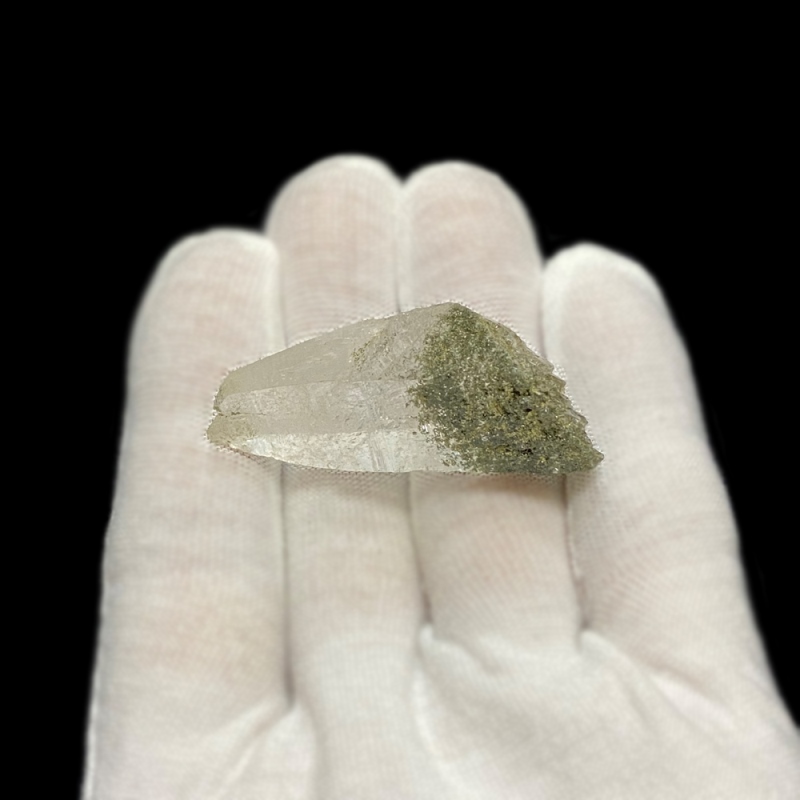 天然石  ガネーシュヒマール産  ヒマラヤ水晶 クラスター  クローライトINクォーツ（26121）の画像