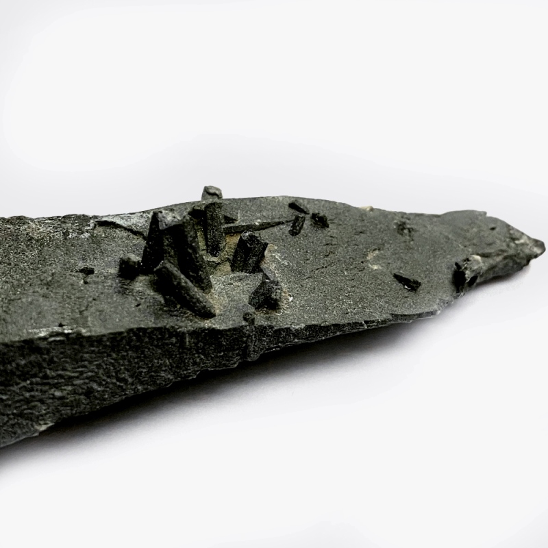 天然石  ガネーシュヒマール産  ヒマラヤ水晶 ポイント クローライトINクォーツ（26133）の画像