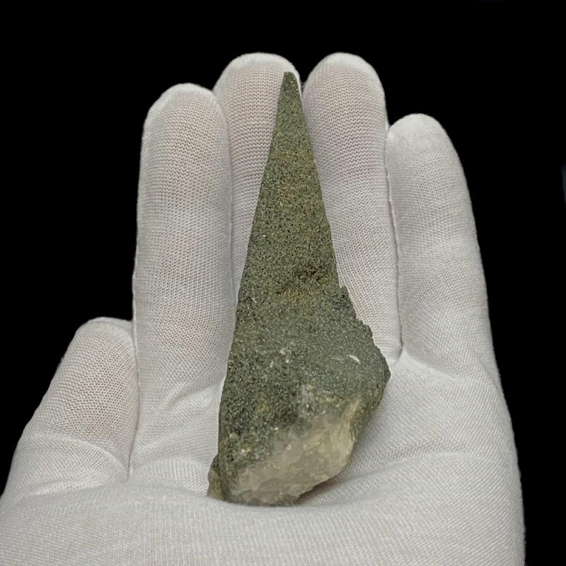 天然石  ガネーシュヒマール産  ヒマラヤ水晶 ポイント クローライトINクォーツ（26134）の画像