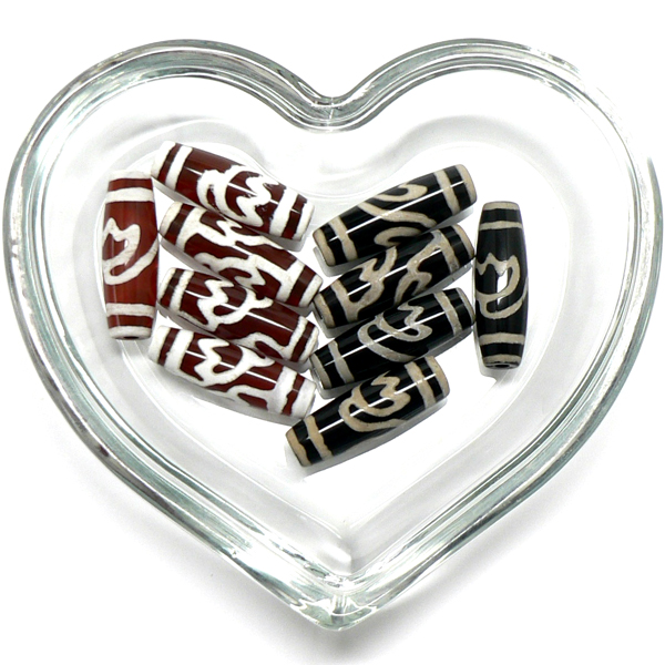 天然石 チベット天珠 蓮花天珠（1個）【おまかせ品】の画像