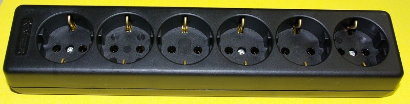 海外用 ヨーロッパで標準的な ＳＥコンセント ６連電源タップ ２５０Ｖ 画像