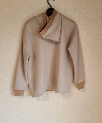 パーカーの画像