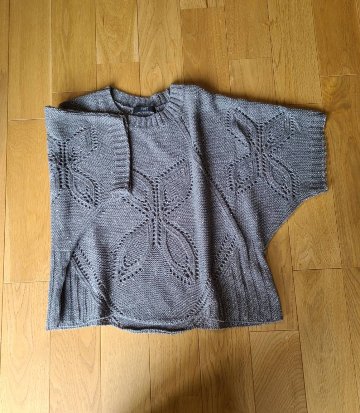 ニットベストの画像