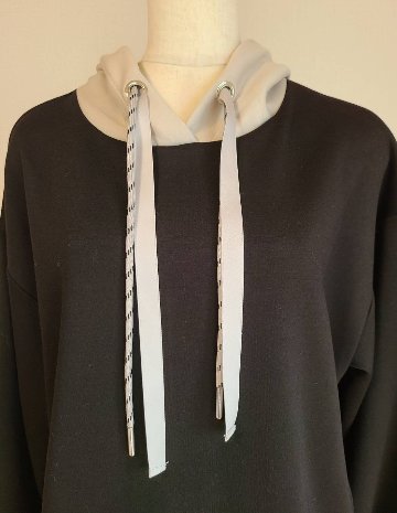 パーカーの画像
