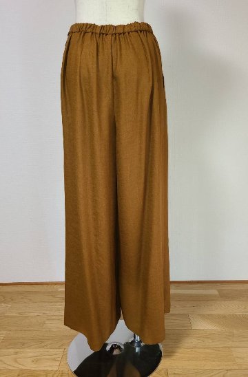 ワイドパンツの画像
