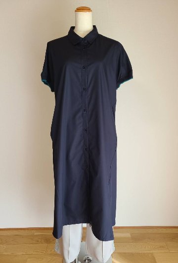 シャツワンピースの画像