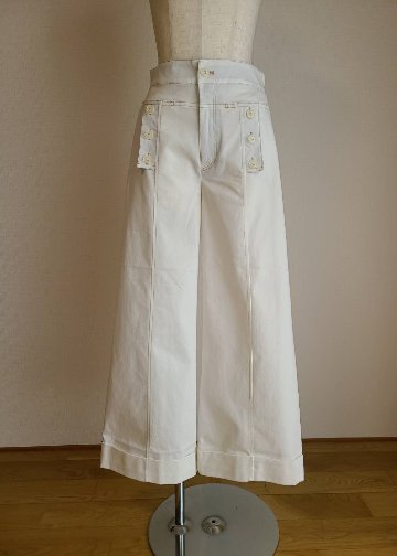 ワイドパンツの画像