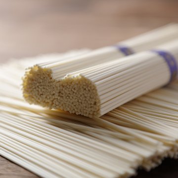 四季の半生うどんセットＢの画像