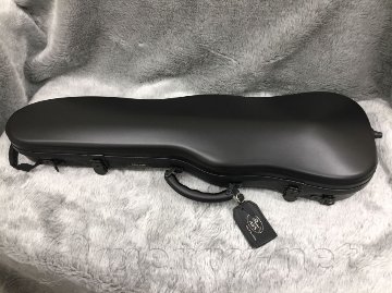東洋 バイオリンケース プリュームABSヴィオ 黒「機内持ち込み可能なサイズ 軽くて丈夫なハードケースです」の画像