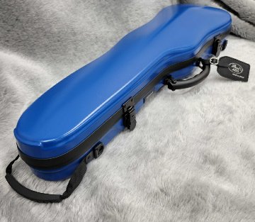 東洋 バイオリンケース プリュームABSヴィオ 青「機内持ち込み可能なサイズ 軽くて丈夫なハードケースです」の画像