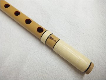 紫山 篠笛 獅子田 籐両巻 内部赤塗 6穴 7本調子の画像