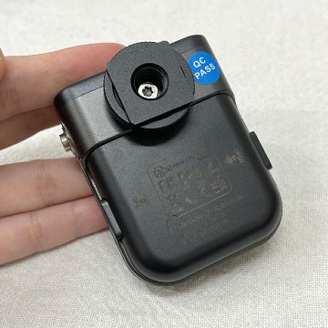 訳あり品■xvive ワイヤレスピンマイク 1個セット 送受信機 バッテリーセットの画像