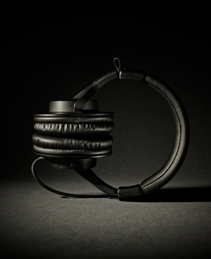 audio-technica オーディオテクニカ モニターヘッドホン 有線 スタジオモニターヘッドフォン 変換プラグ付属 プロフェッショナル ATH-M20xの画像