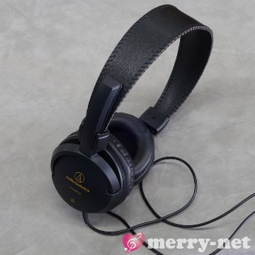 audio-technica オーディオテクニカ 楽器用 モニターヘッドホン 有線 ヘッドフォン 安い 密閉型 3極 変換プラグ付属 軽量 軽い ATH-EP100の画像