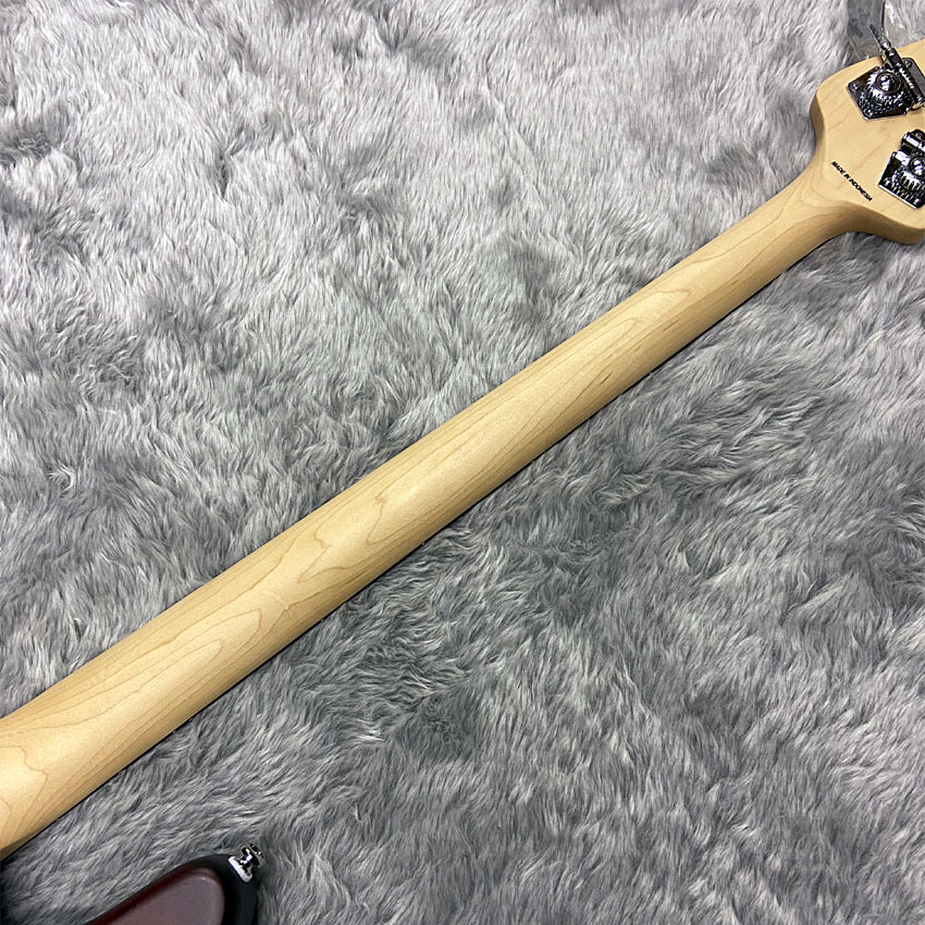 Sterling by MUSIC MAN エレキベース Ray4 Walnut Satin スティングレイの画像