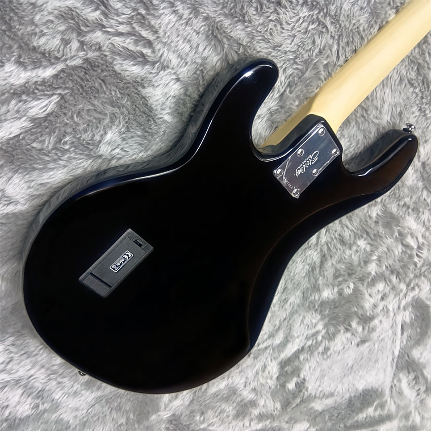 Sterling by MUSIC MAN エレキベース Ray4 Black スティングレイの画像