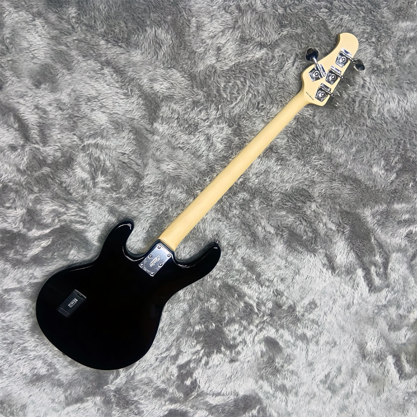 Sterling by MUSIC MAN エレキベース Ray4 Black スティングレイの画像