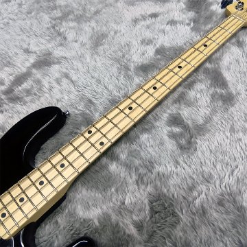 Sterling by MUSIC MAN エレキベース Ray4 Black スティングレイの画像
