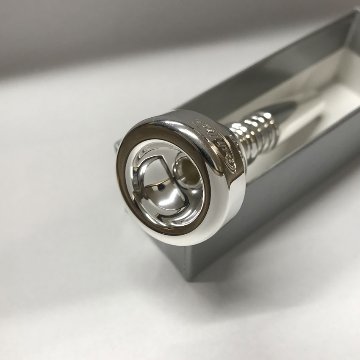 Schilke シルキー トランペット用 マウスピース MOST 3 モスト シリーズ SP 銀メッキ カラビナ付き マウスピースポーチセット 初心者から上級者までおすすめの画像