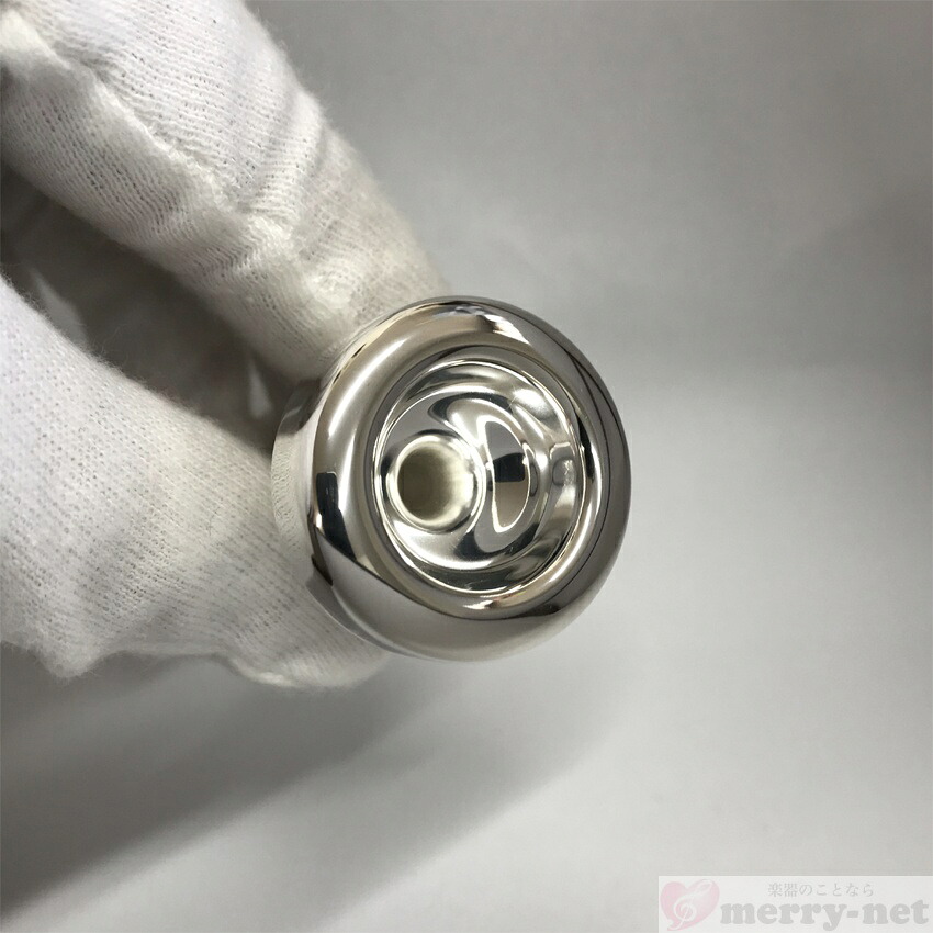 YAMAHA ヤマハ マウスピース トランペット用 1本用 ケースに付けれるフックのついたマウスピースホルダー ブラック付き / トランペットマウスピース 11C4の画像