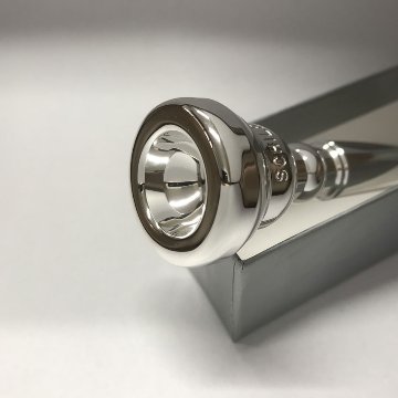 Schilke シルキー トランペット用 マウスピース スタンダードシリーズ 11 SP 銀メッキ 標準的 初心者から上級者までおすすめの画像
