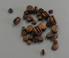 仕上済滑車ダブル一個売り（黒色基調　２穴）の画像