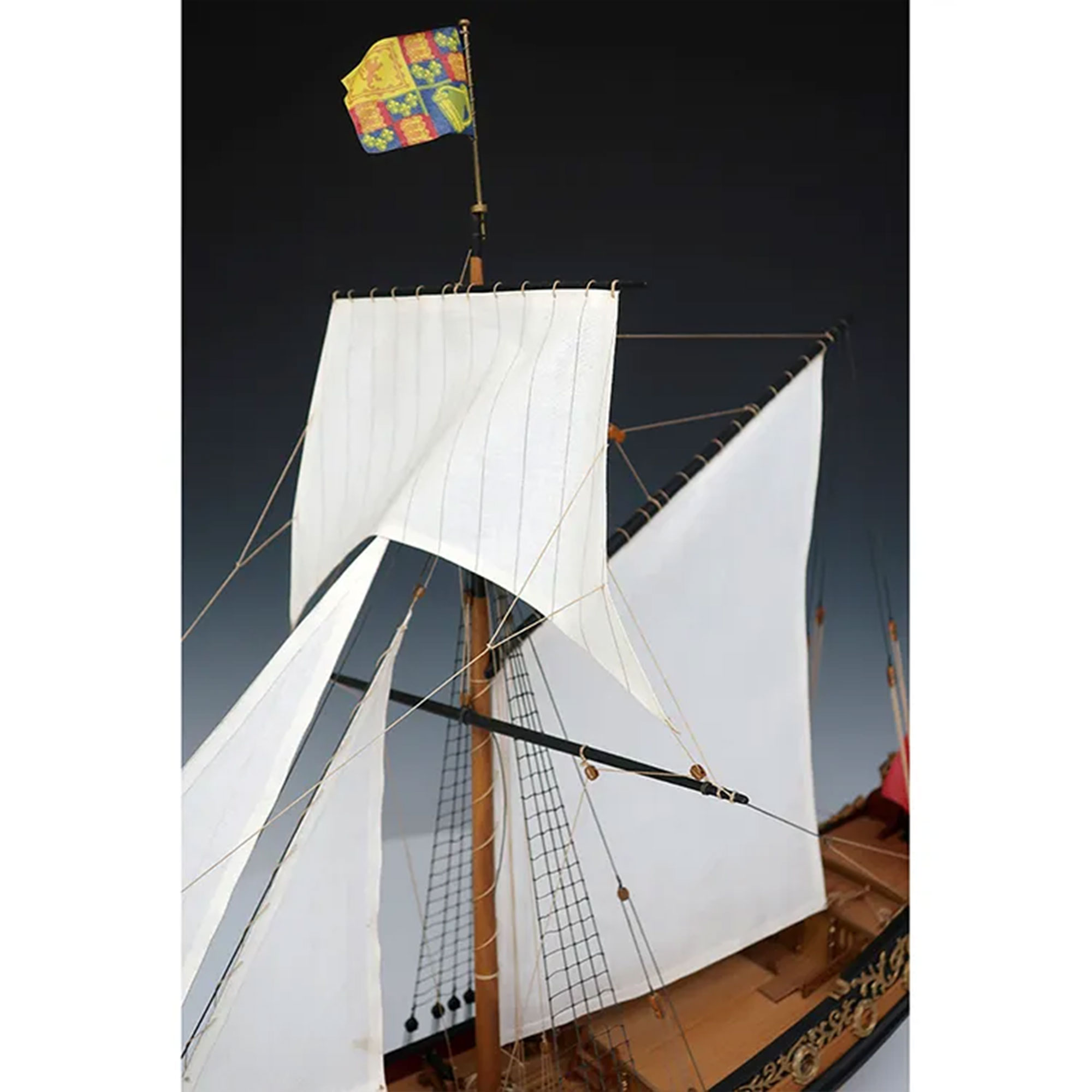 チャールズヨット1/64の画像