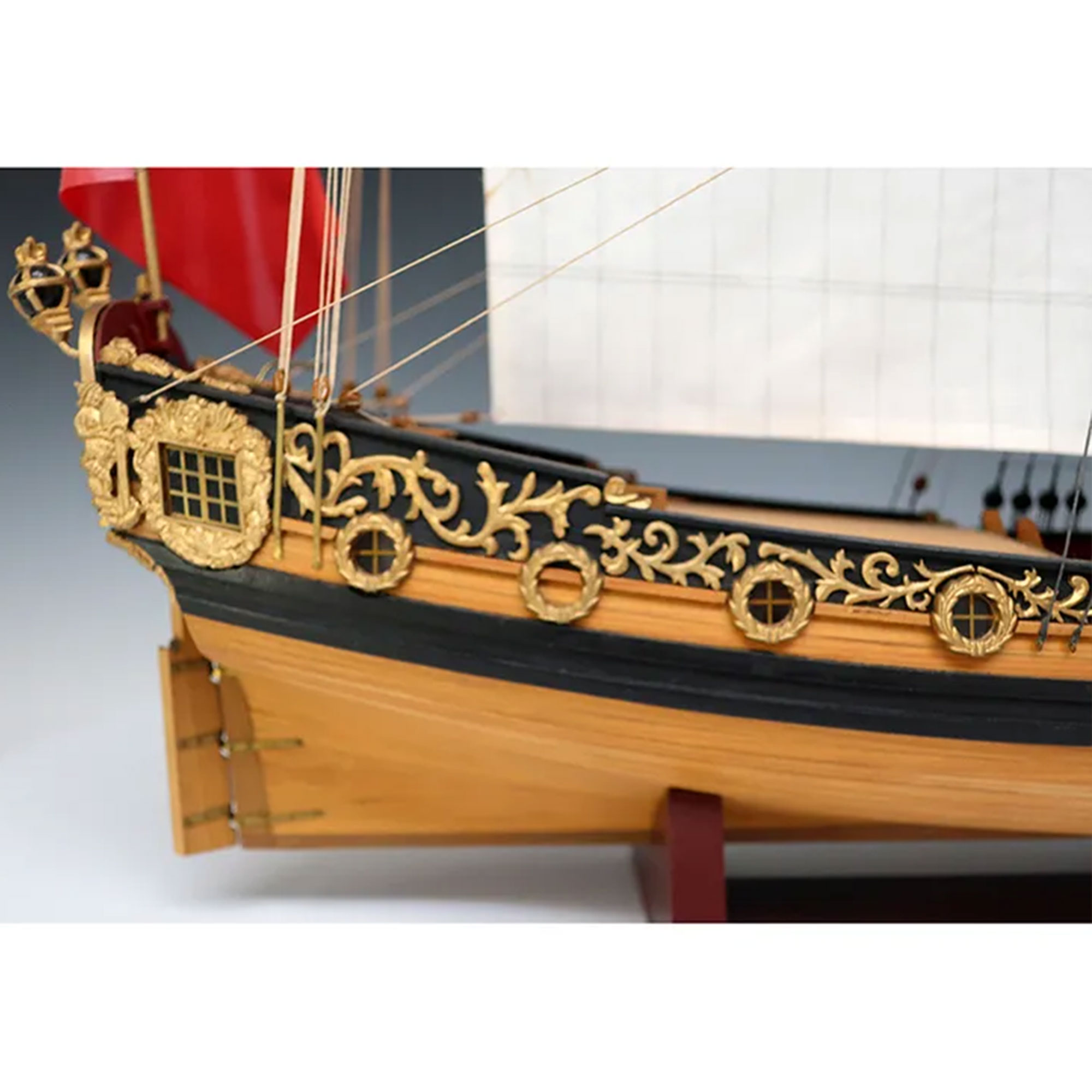 チャールズヨット1/64の画像