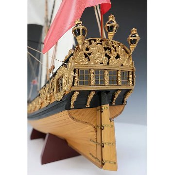 チャールズヨット1/64の画像