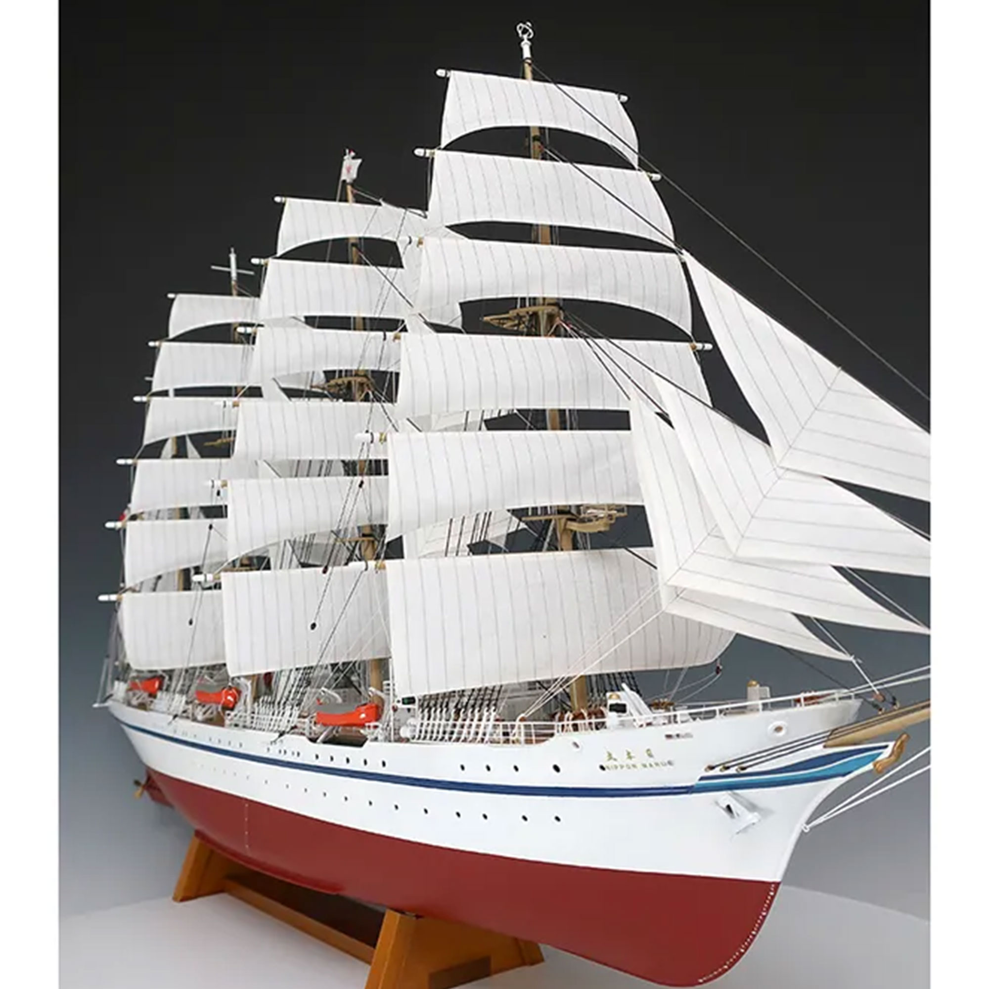 日本丸（帆付）1/160の画像