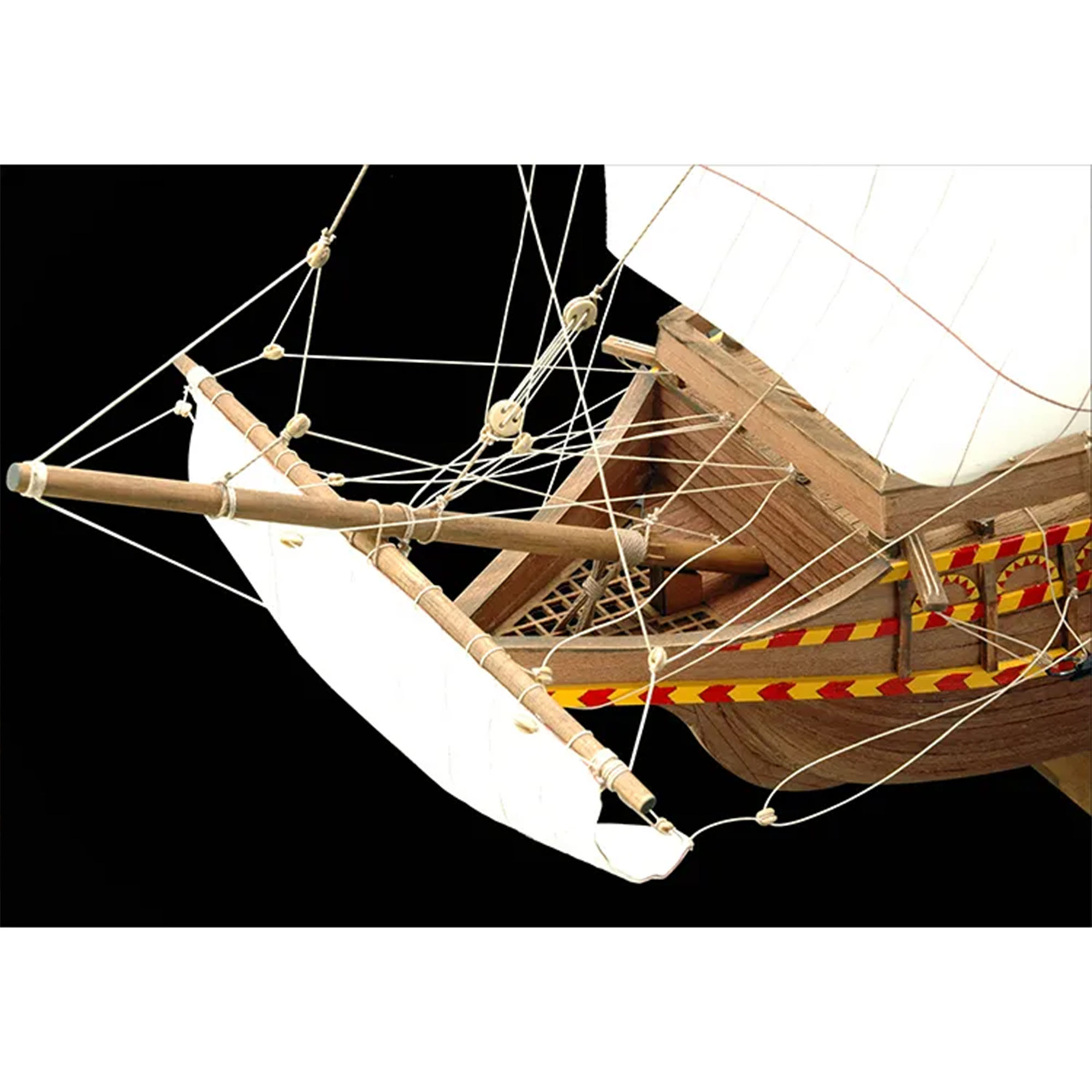 ゴールデンハインド1/50の画像