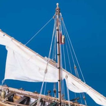 捕鯨ボートの画像