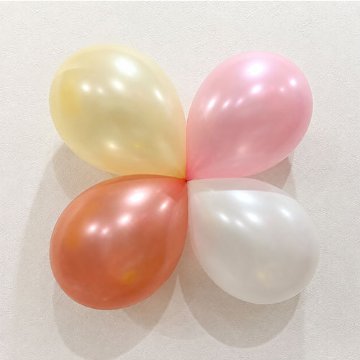 完成品 【バルーンリリース 配達セット】　42個 　パールカラー4色の画像
