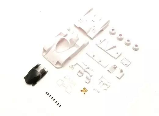 京商 MZN233 Porsche 962 C LH ホワイトボディセット (未塗装/ホイール付)の画像