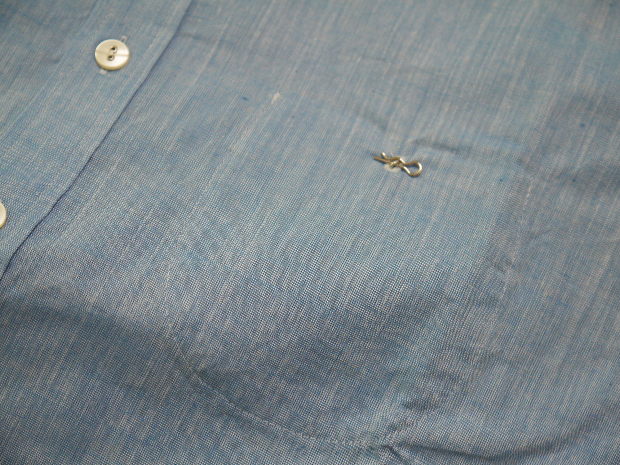 先染めシャンブレーバンドカラーシャツ　MADE IN JAPANの画像