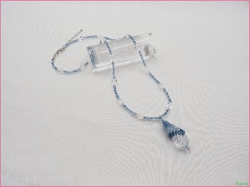 すくも藍キット　「グラデーションドロップ」　ネックレスの画像