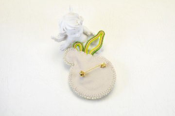 輪島の漆　朱色ブローチAの画像