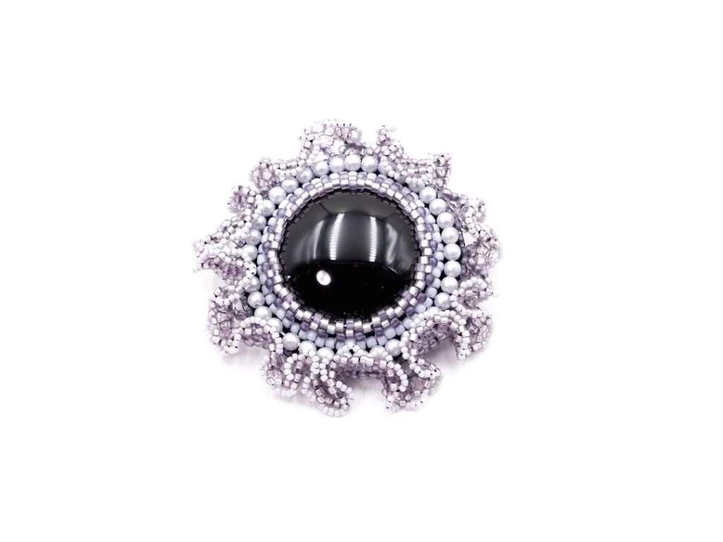 輪島の漆　漆黒カボションブローチAの画像