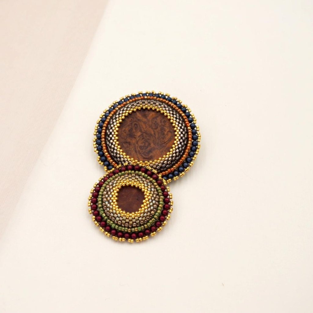 銘木　花梨瘤Wブローチの画像