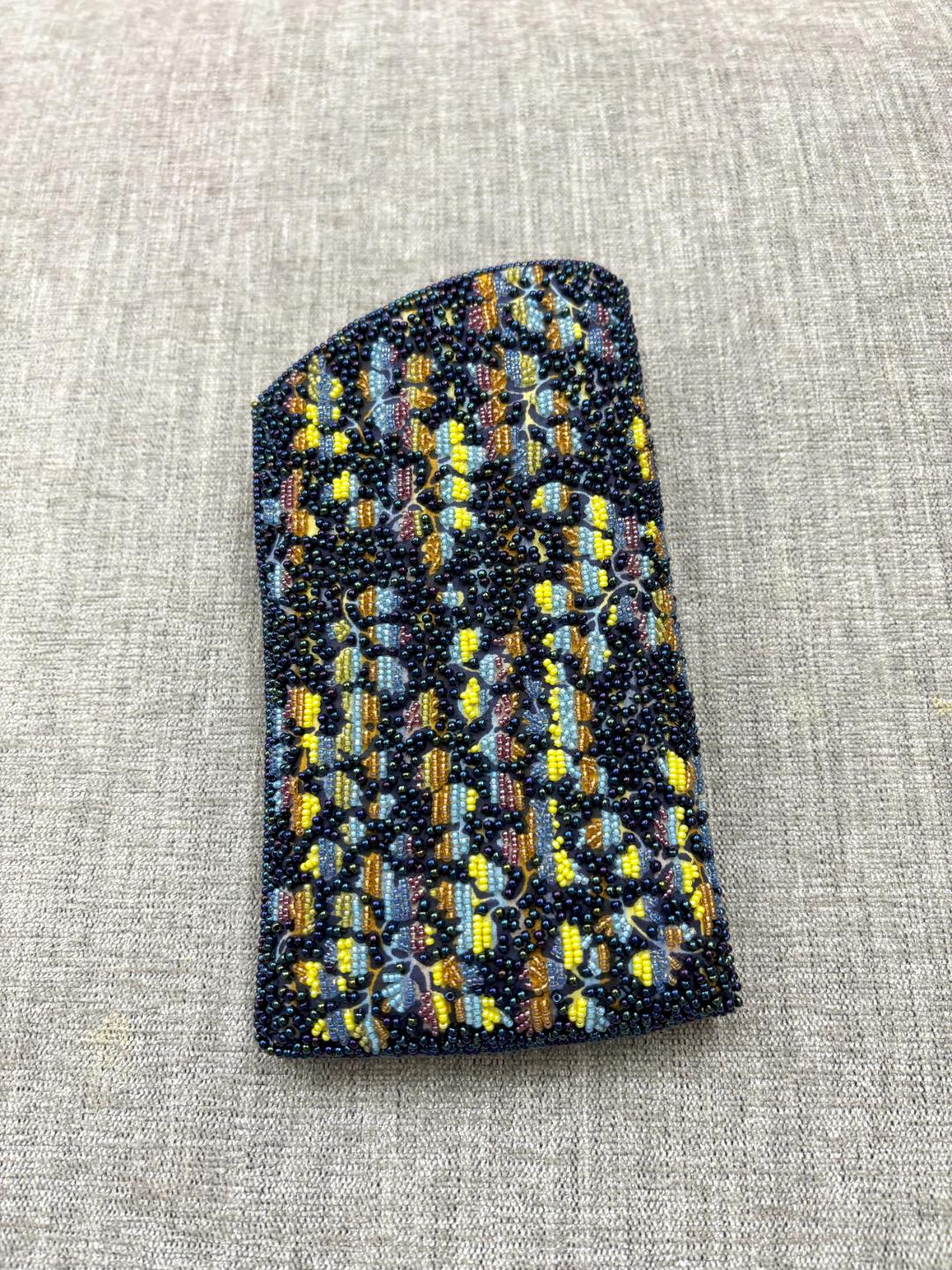 ビーズ刺繡メガネケース　ES-001の画像