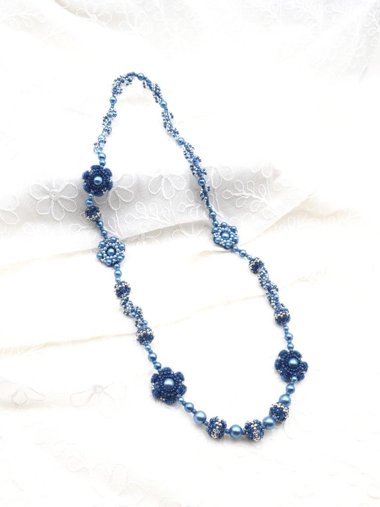 すくも藍フラワーネックレスAA-019の画像