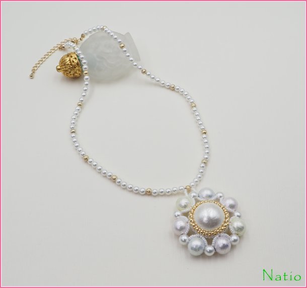 ボタニカルコットンパール　ネックレスの画像