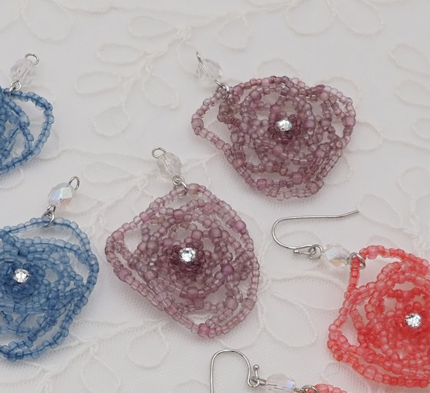 二藍キット　「ローズガーデン」　ピアスの画像