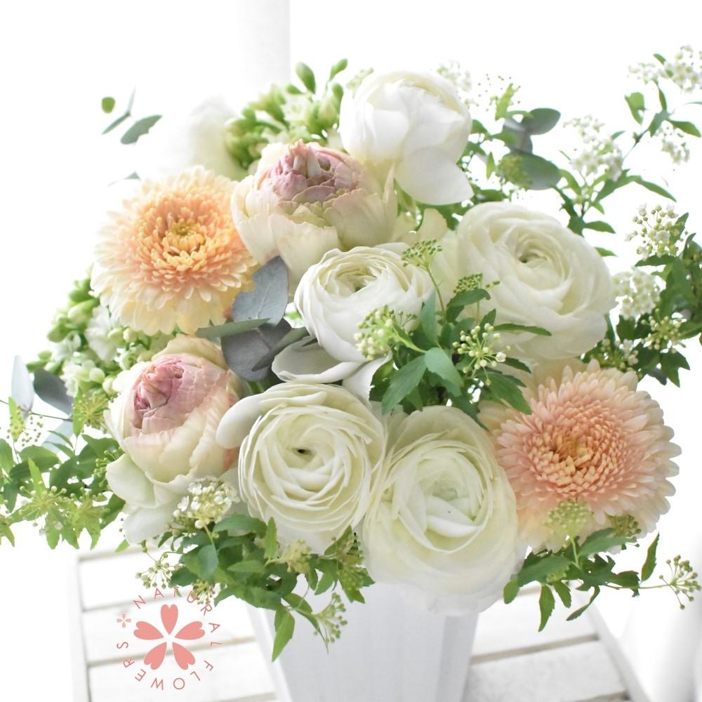 お悔やみ＊生花アレンジ 5000の画像