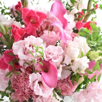 季節のお花をたっぷりと＊生花【お任せ】花束（ブーケ）　15000画像