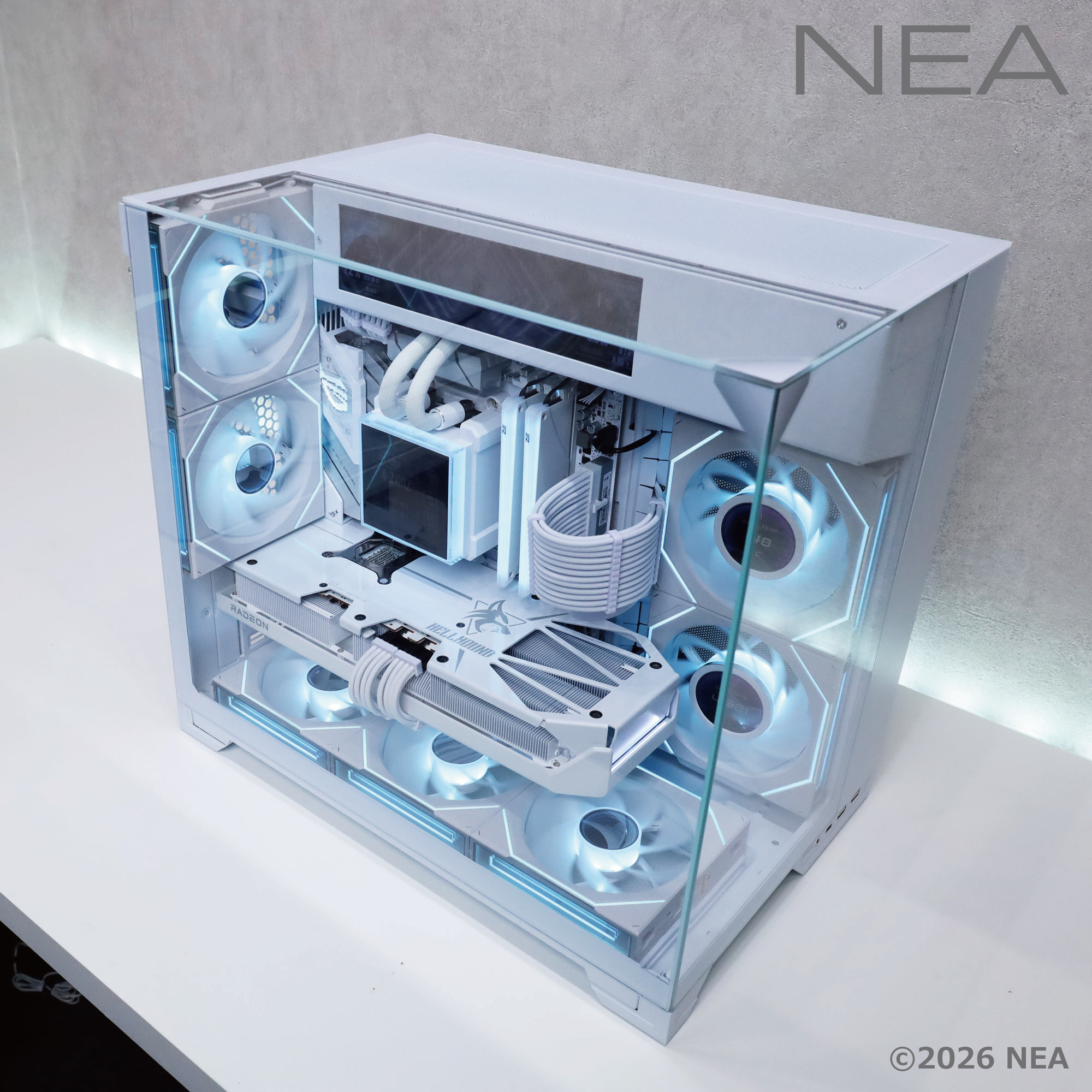 LIAN LI O11 VISION-M WHITE / ゲーミングPCの画像