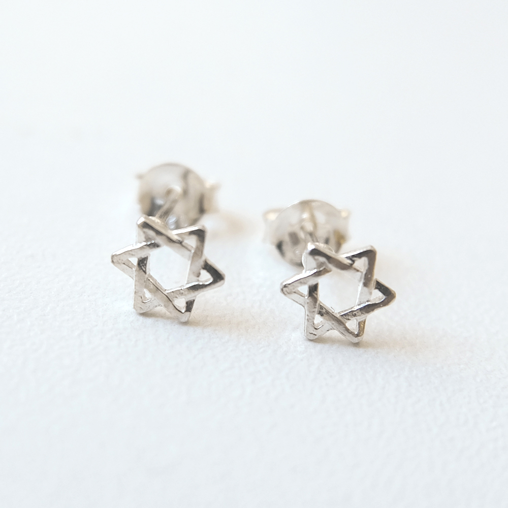 星モチーフのSILVER925ピアスの画像