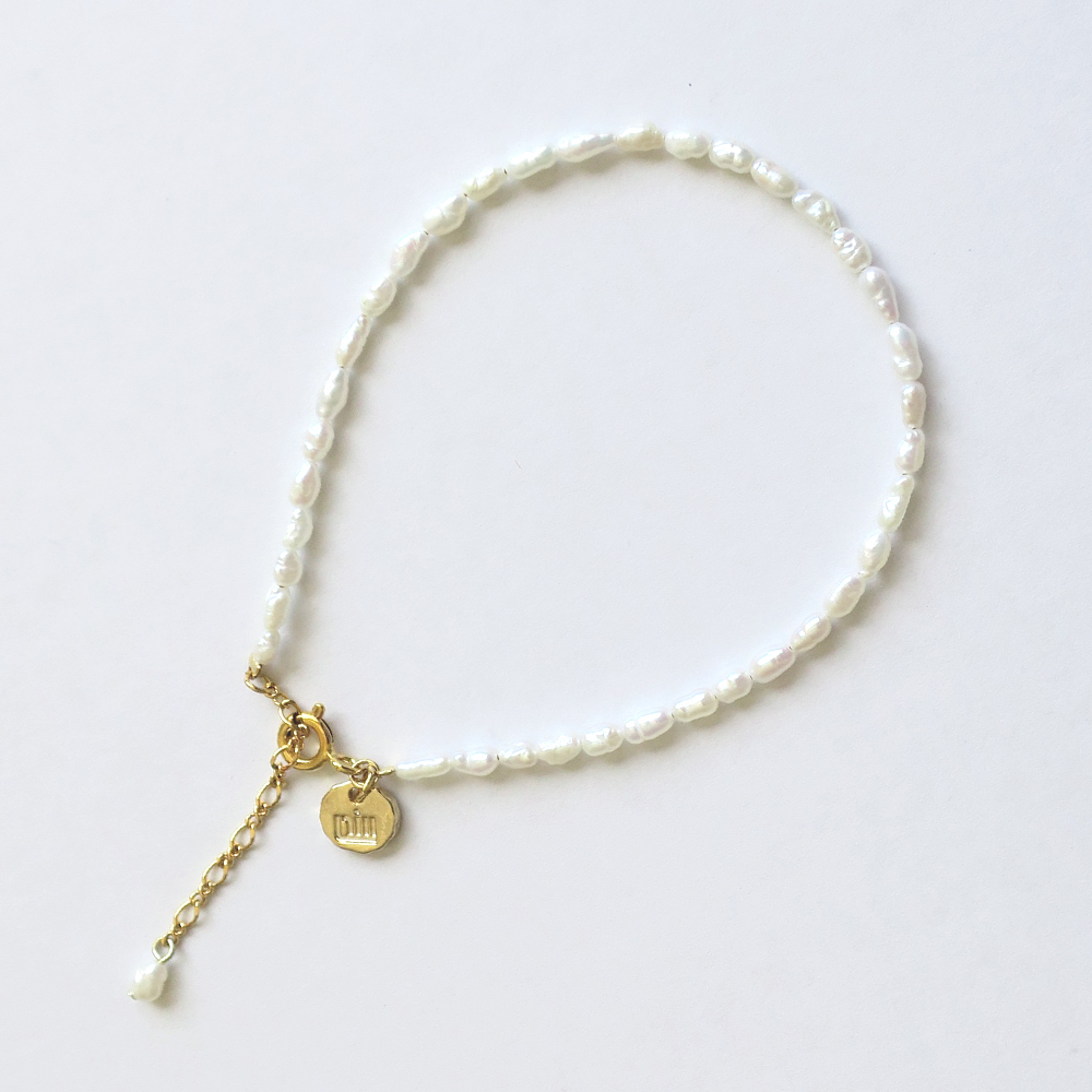 ライスパールのブレスレットの画像